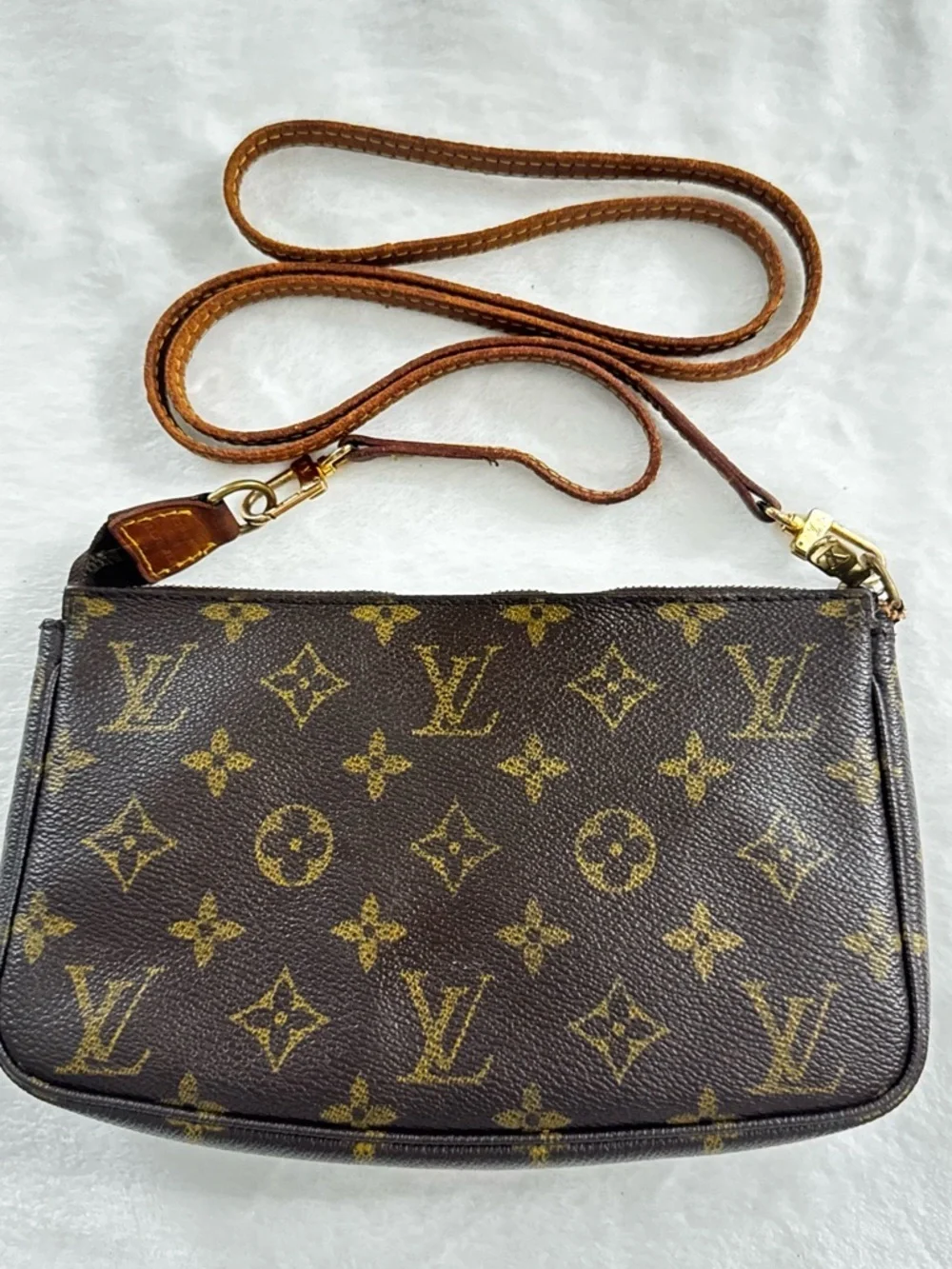 Louis Vuitton crossbody brown monogram canvas pochette removable strap bag